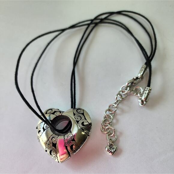 Brighton Scrolled and Etched Puffed heart Pendant Necklace‎ - Picture 4 of 7